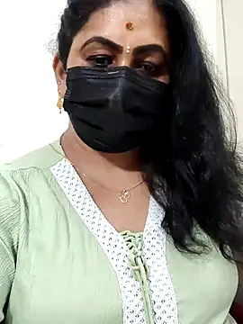 Snapshot of aishu_mallu_tamil chatting on April 2026 08:09:01 PM aishu mallu tamil online show from April 2026 08:09:01 PM