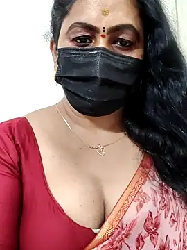 Snapshot of aishu_mallu_tamil chatting on April 2026 05:52:02 PM aishu mallu tamil online show from April 2026 05:52:02 PM