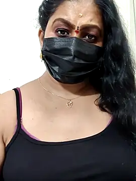 Snapshot of aishu_mallu_tamil chatting on April 2026 07:54:01 PM aishu mallu tamil online show from April 2026 07:54:01 PM