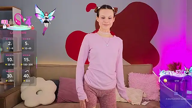 Lili pixxie  online show from March 2026 02:33:02 PM