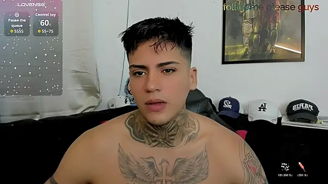 sweetlatinoboy online show from April 2026 10:31:02 AM