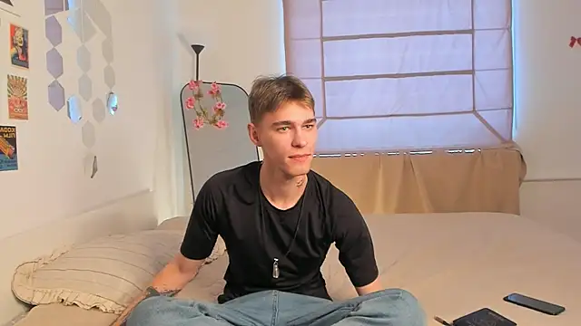 Snapshot of Shadow_blink chatting on March 2026 12:43:02 PM Shadow blink online show from March 2026 12:43:02 PM