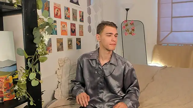 Snapshot of Shadow_blink chatting on March 2026 12:09:01 PM Shadow blink online show from March 2026 12:09:01 PM