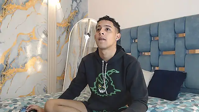 Snapshot of SEXY_BIG_COCK chatting on April 2026 01:27:02 PM SEXY BIG COCK online show from April 2026 01:27:02 PM