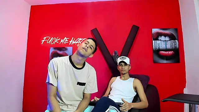 Snapshot of SEXY_BIG_COCK chatting on April 2026 01:12:02 PM SEXY BIG COCK online show from April 2026 01:12:02 PM