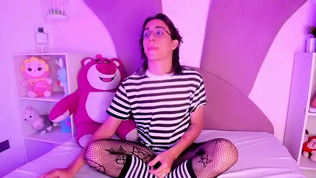 Keita Moon online show from March 2026 12:11:01 PM