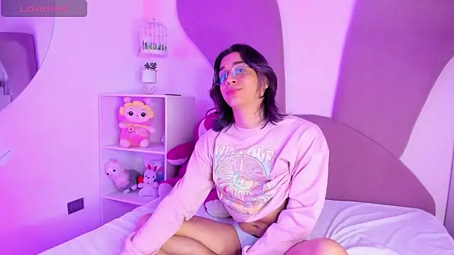 Keita Moon online show from April 2026 01:41:01 PM