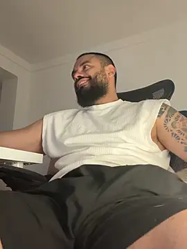 Snapshot of iwillplay chatting on April 2026 11:24:01 PM iwillplay online show from April 2026 11:24:01 PM