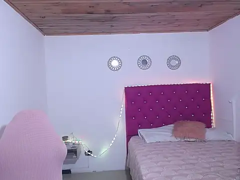 Snapshot of Pinkg_Fox10 chatting on March 2026 11:46:02 AM Pinkg Fox10 online show from March 2026 11:46:02 AM