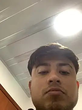 parolo22 online show from May 2026 05:47:01 AM