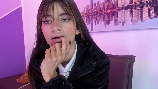 Sofy Durand online show from April 2026 11:54:02 AM