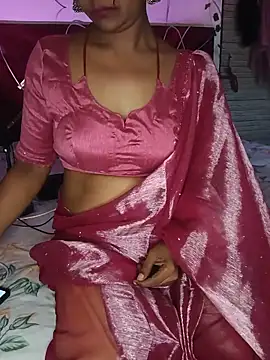 mayakapoor880 online show from May 2026 05:25:03 AM