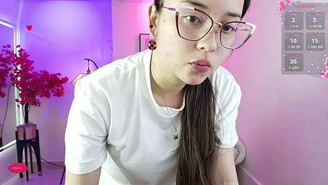 Shady bug online show from March 2026 07:39:01 PM