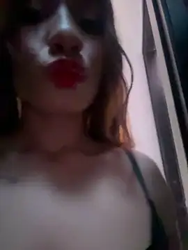 Snapshot of AuroraVelour chatting on March 2026 10:32:01 PM AuroraVelour online show from March 2026 10:32:01 PM