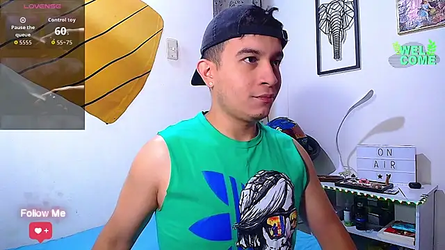 Max Parkerr online show from March 2026 01:50:02 PM