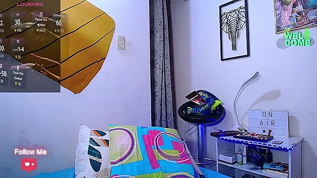 Max Parkerr online show from April 2026 02:21:01 PM