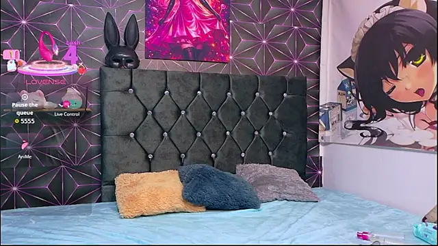 Snapshot of AryahMoonn chatting on April 2026 03:27:02 AM AryahMoonn online show from April 2026 03:27:02 AM