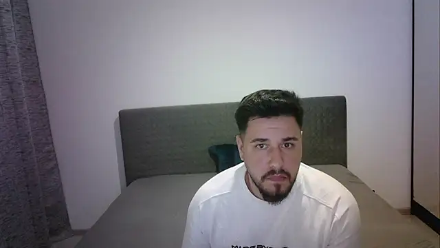 Gianiboy99 online show from May 2026 09:20:02 PM