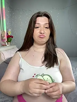 Taya lips online show from April 2026 09:12:01 PM