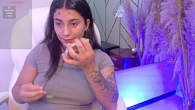 Pablo ludovica online show from April 2026 03:45:01 AM