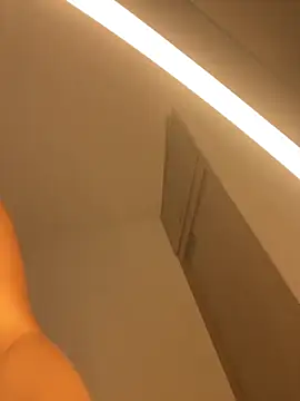 DahliaRouse online show from April 2026 01:22:01 AM