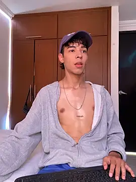 Milo Gunnar online show from March 2026 08:26:01 PM