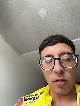 Snapshot of LeonBlazze chatting on March 2026 07:46:02 PM LeonBlazze online show from March 2026 07:46:02 PM