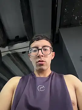 Snapshot of LeonBlazze chatting on March 2026 12:28:01 PM LeonBlazze online show from March 2026 12:28:01 PM