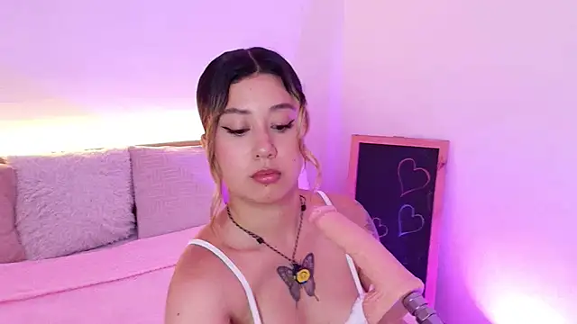 Amber Palmer online show from March 2026 08:09:01 PM