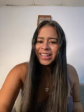 lucirganaxxx online show from April 2026 04:39:02 AM