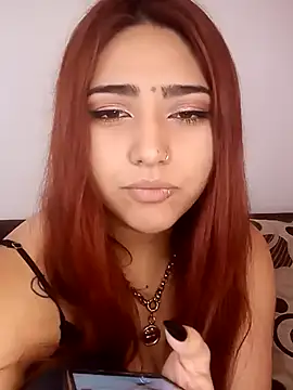 Maguichavarria21 online show from March 2026 05:05:02 PM