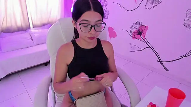 AishaNoor online show from April 2026 07:26:02 PM