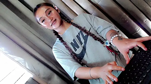 Snapshot of Jessicasfantasy chatting on March 2026 08:26:33 AM Jessicasfantasy online show from March 2026 08:26:33 AM