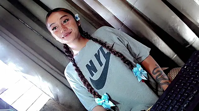 Snapshot of Jessicasfantasy chatting on April 2026 11:48:01 PM Jessicasfantasy online show from April 2026 11:48:01 PM