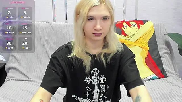 Naomi Blondie online show from March 2026 02:48:01 AM