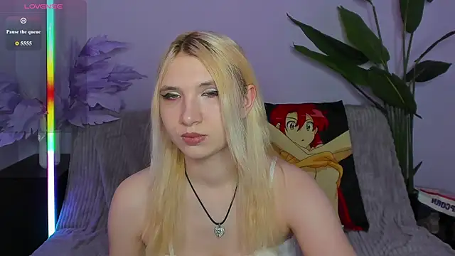 Naomi Blondie online show from March 2026 03:08:02 AM