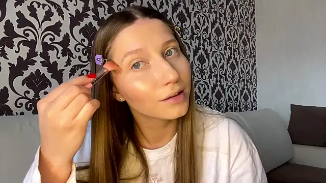 Snapshot of AdaGossett chatting on April 2026 12:11:02 PM AdaGossett online show from April 2026 12:11:02 PM