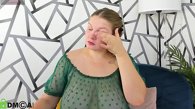 Snapshot of Virginia_Robinson chatting on July 2026 12:45:01 AM Virginia Robinson online show from July 2026 12:45:01 AM