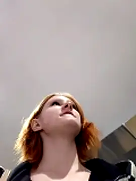 NinaParri online show from April 2026 04:46:01 AM