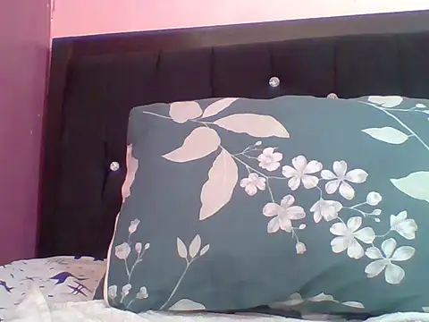 noleenyy online show from April 2026 07:42:02 AM