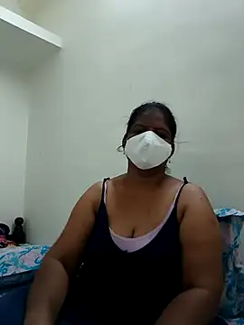 Snapshot of tamil_manjalmaami chatting on May 2026 02:22:01 PM tamil manjalmaami online show from May 2026 02:22:01 PM