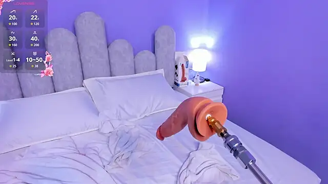 danna sucker online show from April 2026 12:39:01 PM