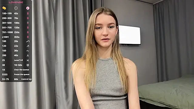 Snapshot of MelissaEvenns chatting on April 2026 01:38:02 PM MelissaEvenns online show from April 2026 01:38:02 PM