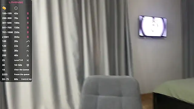 Snapshot of MelissaEvenns chatting on April 2026 11:39:02 AM MelissaEvenns online show from April 2026 11:39:02 AM