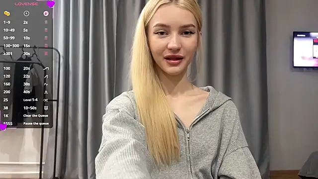 Snapshot of MelissaEvenns chatting on May 2026 01:19:01 PM MelissaEvenns online show from May 2026 01:19:01 PM