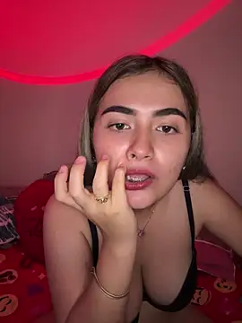 Mia seduccion online show from April 2026 01:22:02 AM