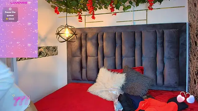 BONIE WILLS online show from April 2026 12:21:01 PM