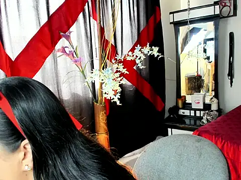 PenelopeSuency online show from April 2026 01:50:02 PM