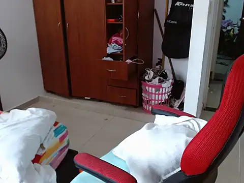 Snapshot of venecasexy45 chatting on March 2026 08:35:02 PM venecasexy45 online show from March 2026 08:35:02 PM