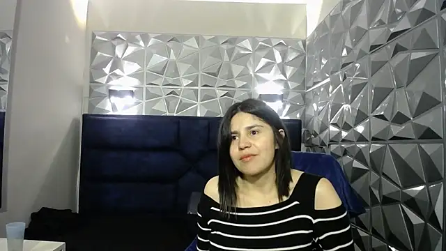 Snapshot of Cata_black chatting on May 2026 02:35:02 PM Cata black online show from May 2026 02:35:02 PM